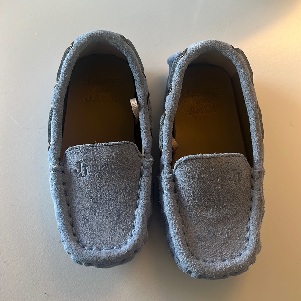 Light blue Janie & Jack toddler suede driving shoe.